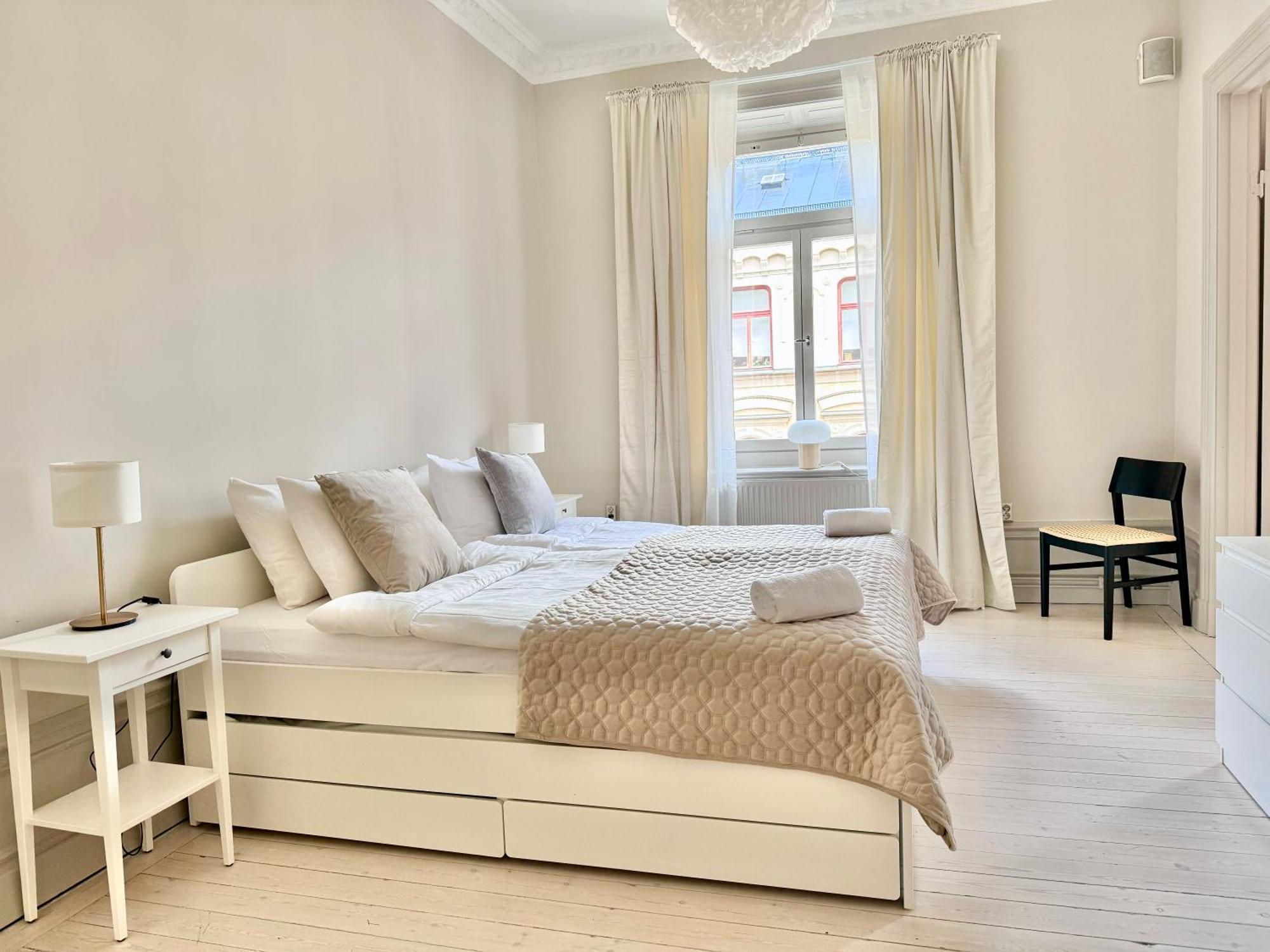 Laegenhet Med Fantastiskt Laege Apartment Stockholm Exterior photo